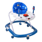 مشاية أطفال مع ألعاب